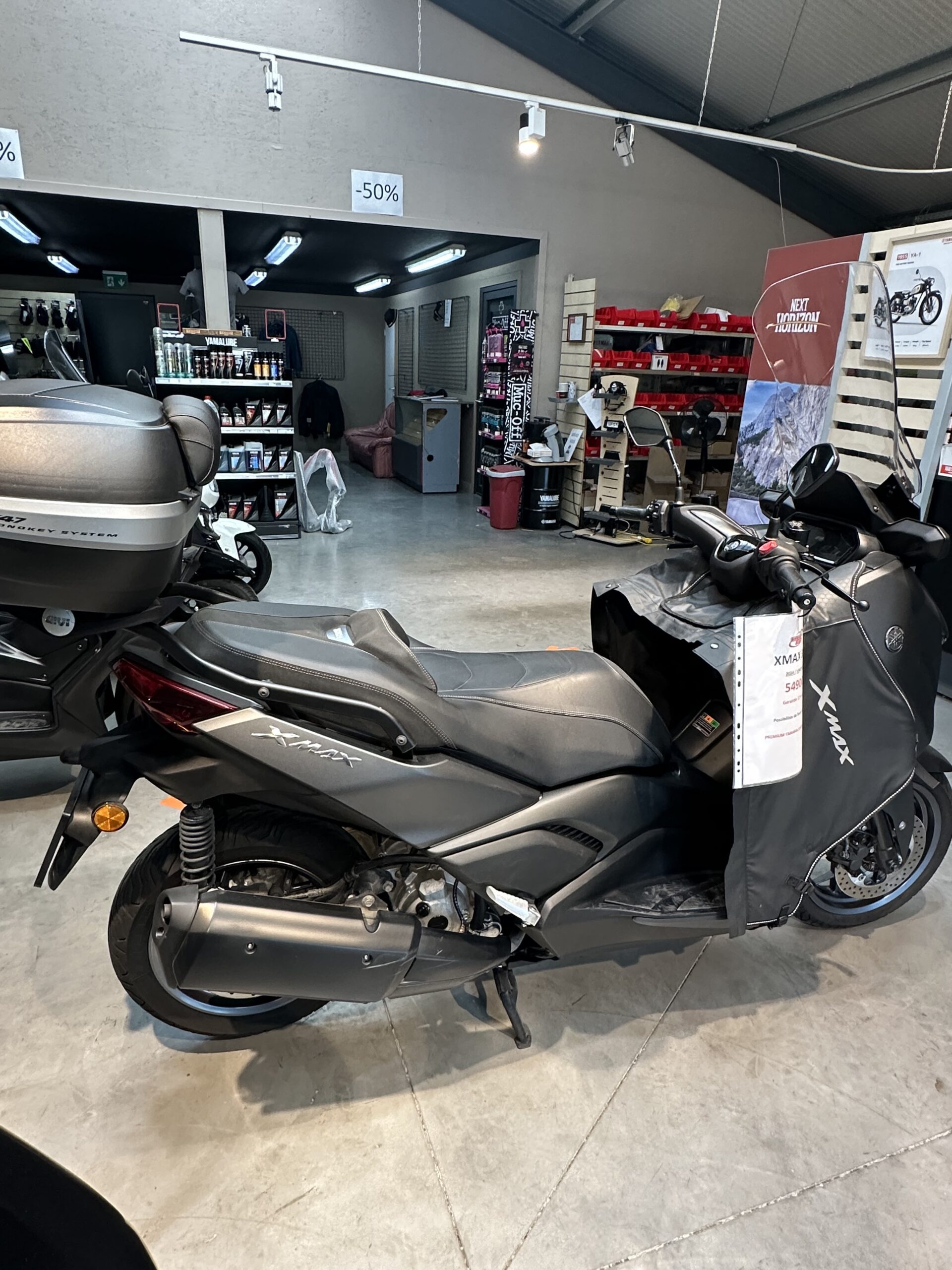 XMAX 300 2024 - 10407km – Image 2